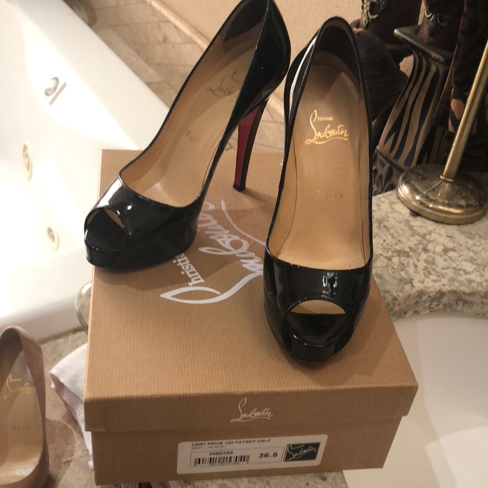 Black heels